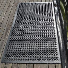 Outdoor Rubber Floor Mats Anti Slip Restaurant Commercial Kitchen Mat Rubber Drainage Mat 60 x 35 Heavy Duty Door Mat for Garage Garden Indoor Ou